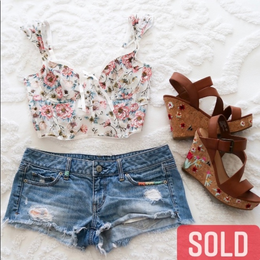 American Eagle 100% Cotton Denim Cutoff Shorts 8